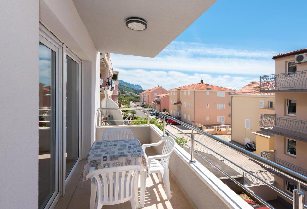 Apartmani Vujcic Макарска Экстерьер фото