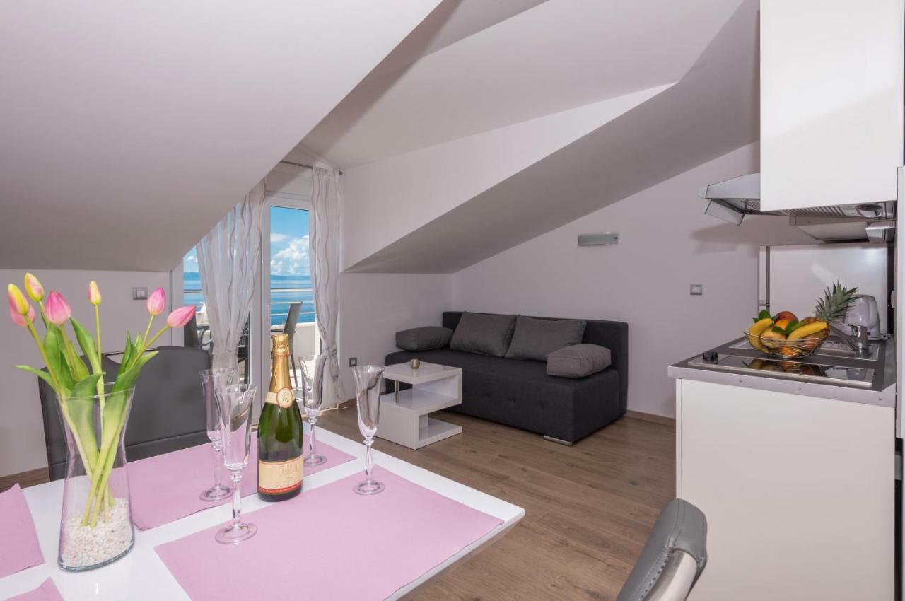 Apartmani Vujcic Макарска Экстерьер фото