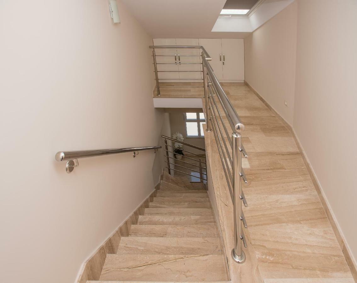 Apartmani Vujcic Макарска Экстерьер фото