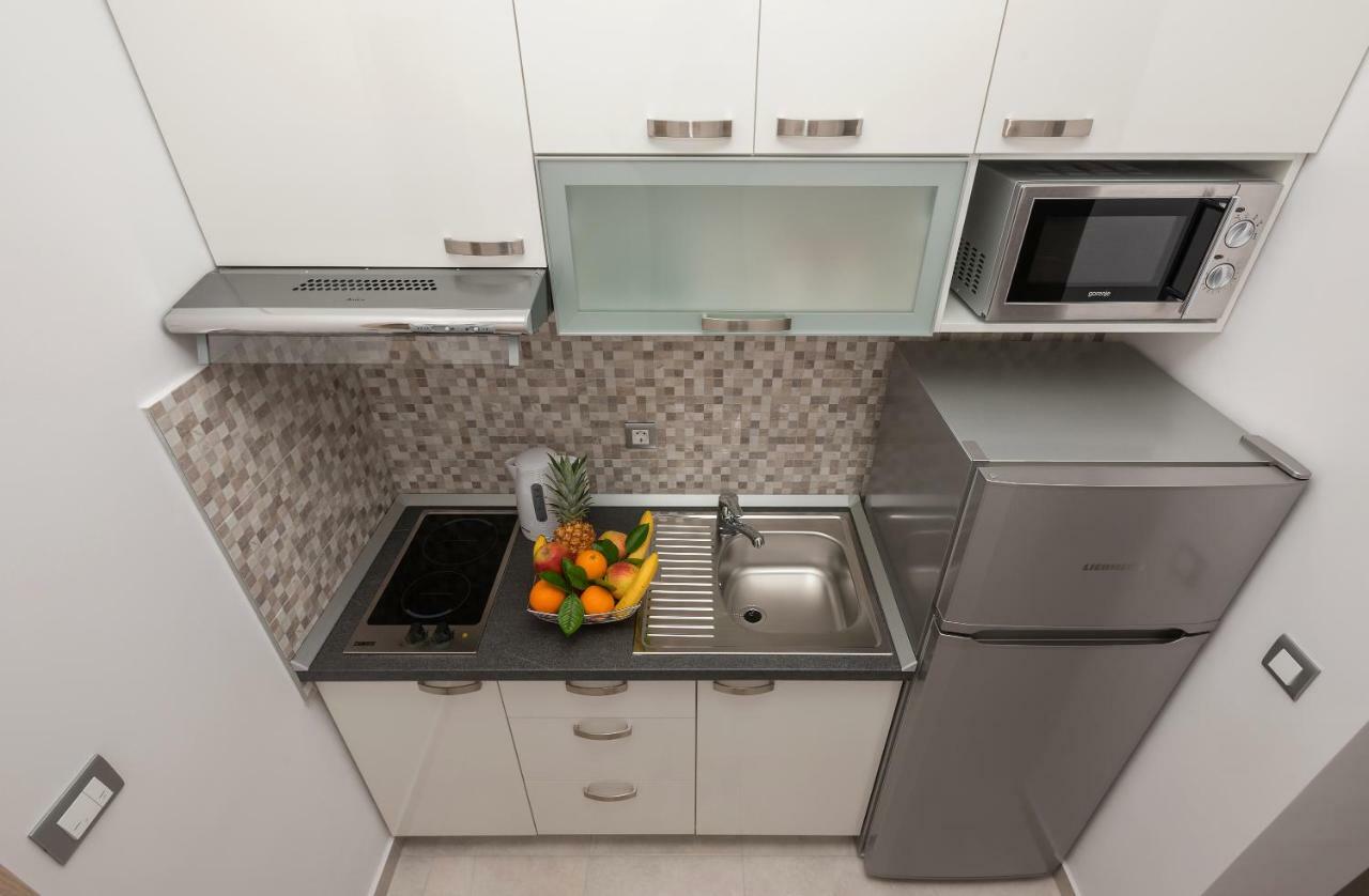 Apartmani Vujcic Макарска Экстерьер фото